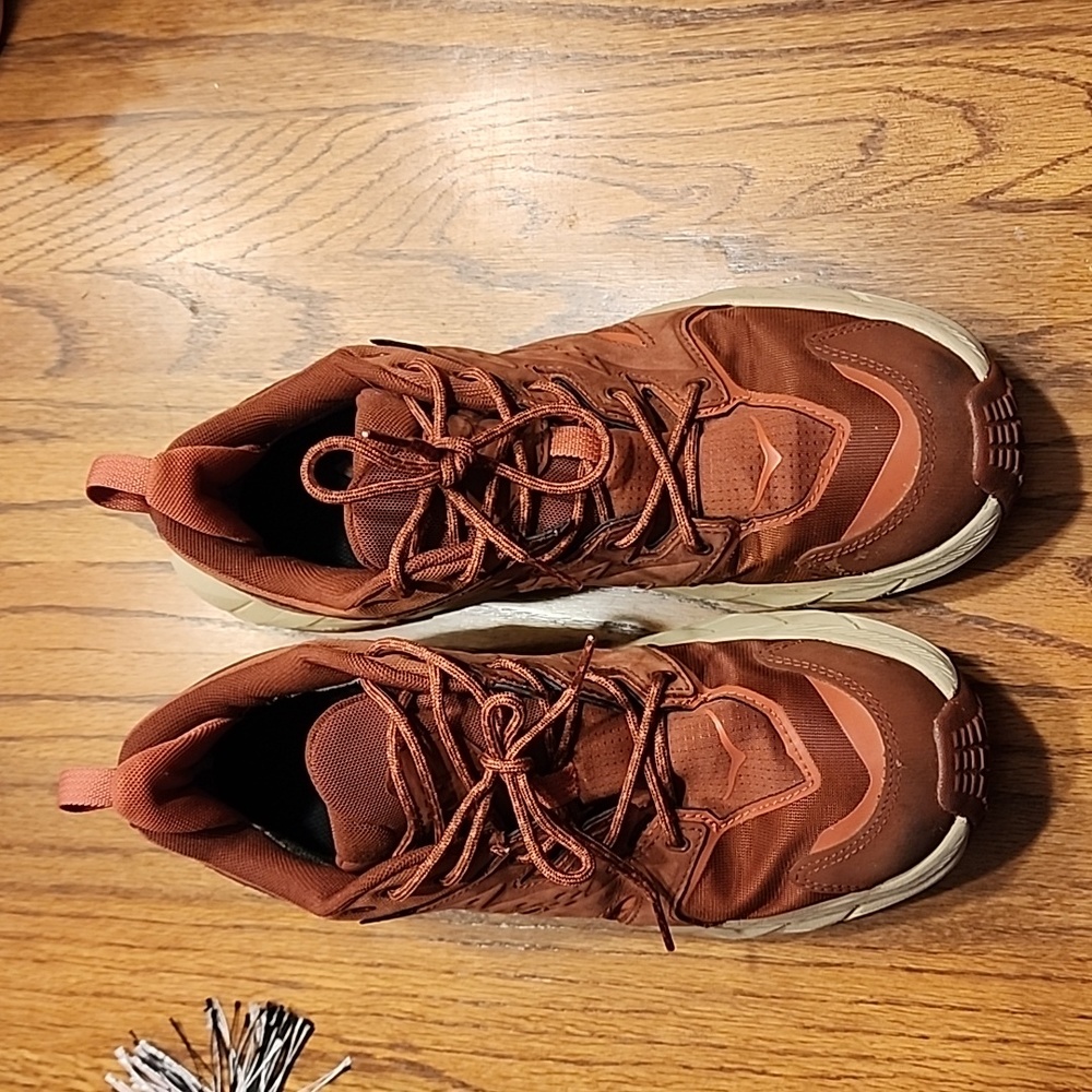 Hoka vibram
